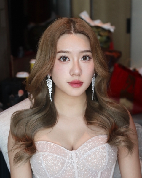 BC301F9A-C0FD-4C6C-8A0E-99B085C055FB